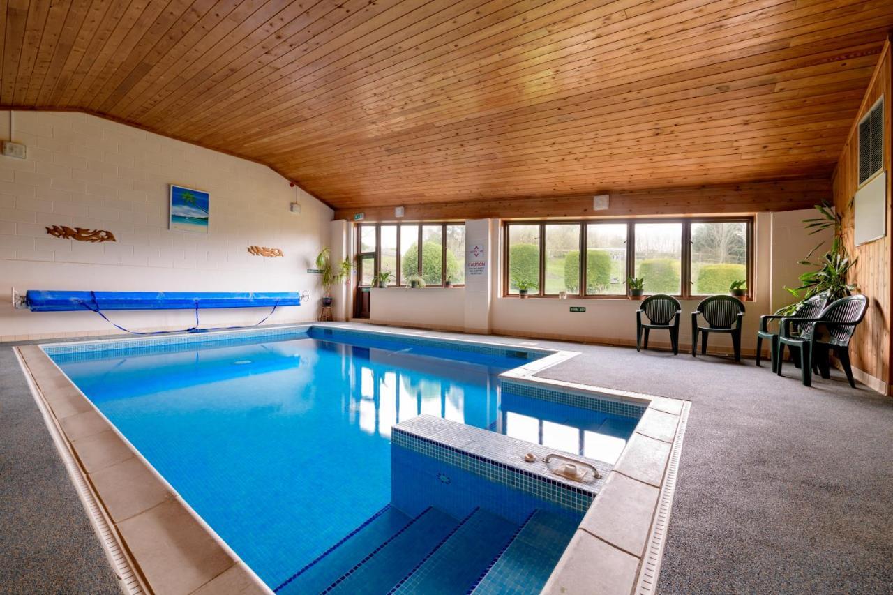 Luccombe Farm Holiday Cottages Milton Abbas Exteriör bild