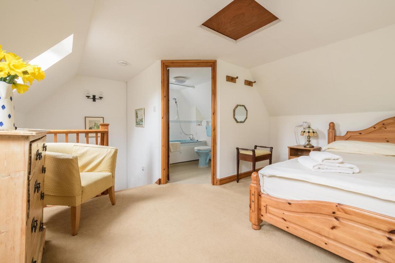 Luccombe Farm Holiday Cottages Milton Abbas Exteriör bild