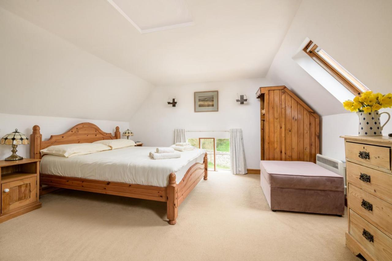 Luccombe Farm Holiday Cottages Milton Abbas Exteriör bild