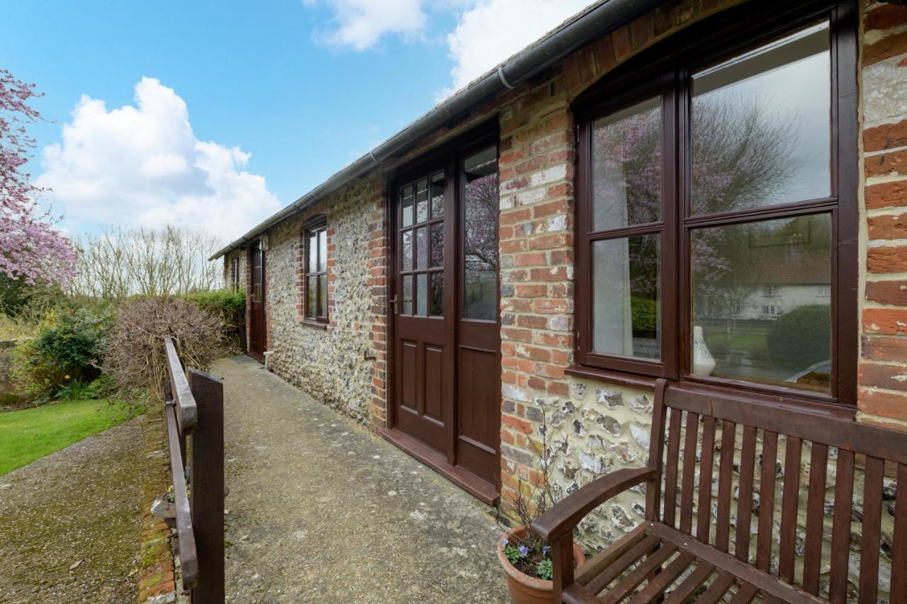 Luccombe Farm Holiday Cottages Milton Abbas Exteriör bild