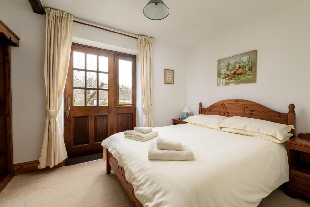 Luccombe Farm Holiday Cottages Milton Abbas Exteriör bild